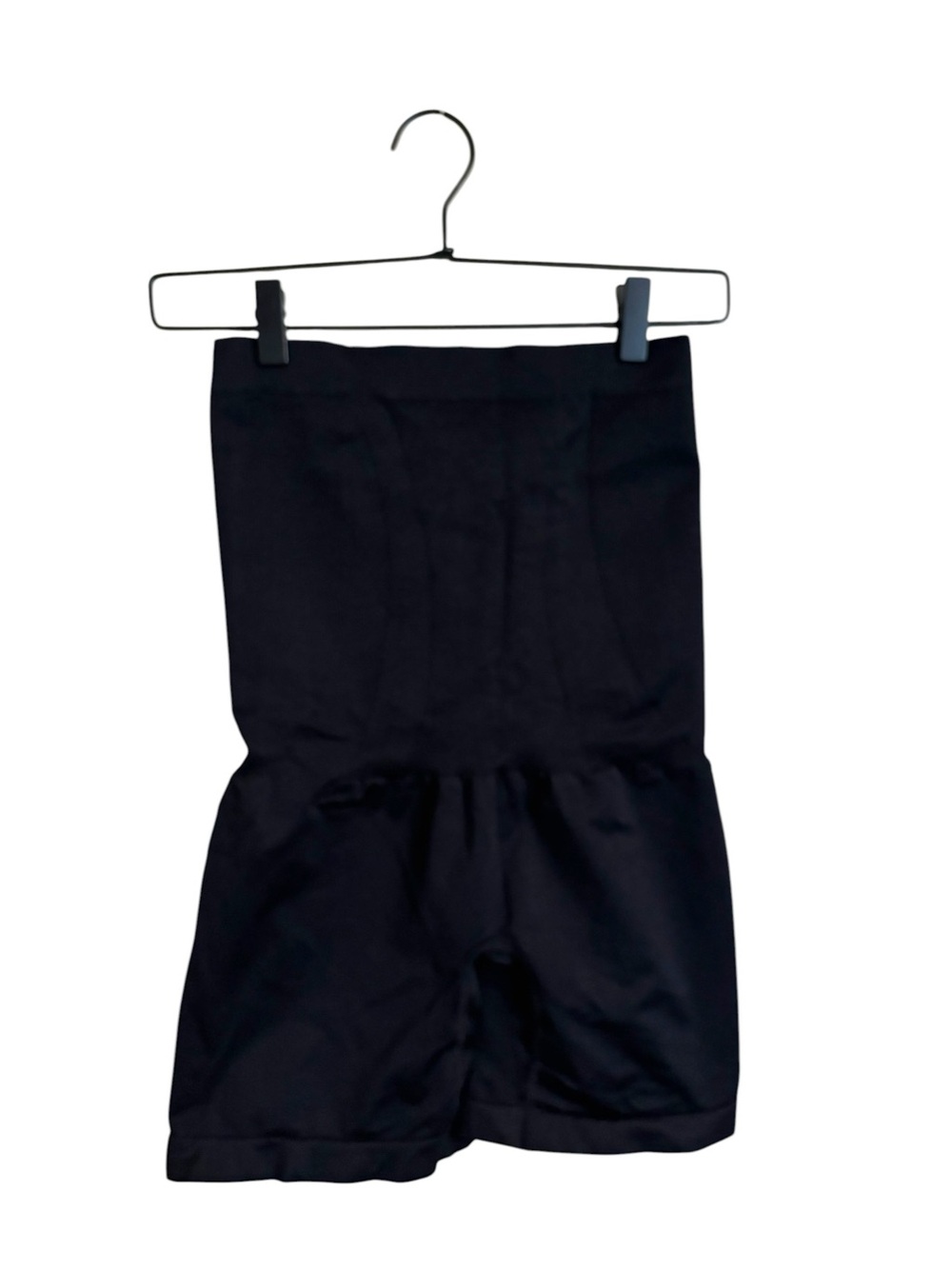 BLANQI Maternity Black Compression Shorts Large